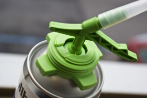 Pěny illbruck s univerzálním ventilem pro aplikační pistoli i trubičku