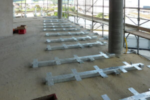 Dvacetipodlažní výšková budova AQUILA ve švýcarském Pratellnu s deskami fermacell