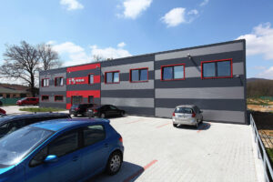 MS Praha má nové sídlo s opláštěním a okapovým systémem od Lindabu