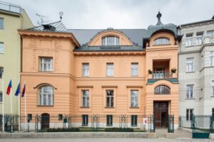 Vila Löw-Beer ukázala stoleté secesní dlaždice RAKO