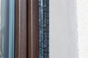 Nová celoplošně lepicí okenní membrána TwinAktiv