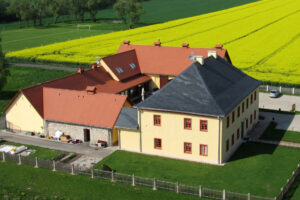 Bobrovky Bramac se uplatnily při přestavbě bývalé fary v Dubenci na pension