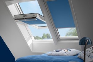 Nová kolekce zatemňujících rolet VELUX Colour by You nabízí 1800 barevných odstínů