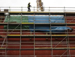 Nedílnou součástí bylo i ošetřování po uložení betonu COLORCRETE do konstrukce 