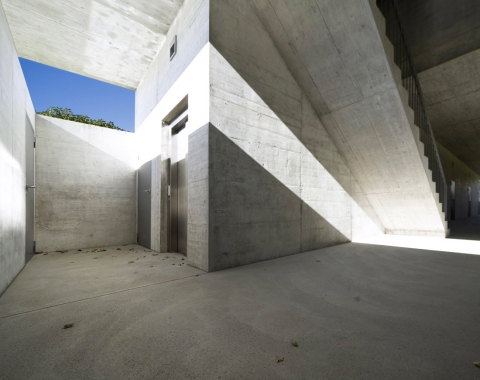 Beton a jeho speciální druhy, přísady, zušlechťování, sanace…